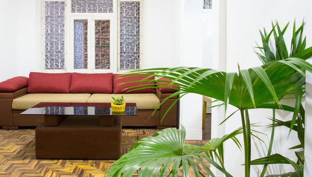 Coin salon dans le hall