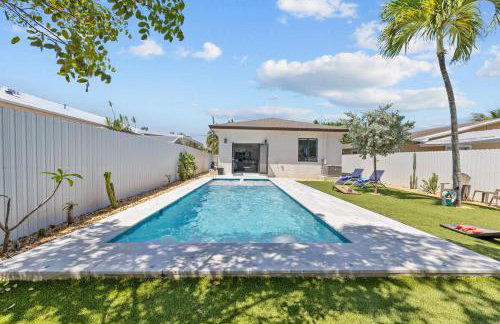 Oasis Yard -Pool-Jets-Game Room-BBQ-Relaxing - Foto 6