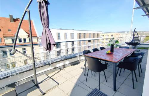 Ulmer Penthouse für 7, Arbeitsplatz, XXL-Dachterrasse, Grill, Wii - Foto 18