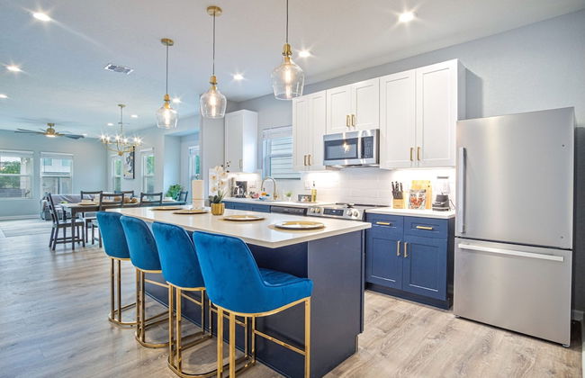 Lovely Charming 4BR 2 5BA Near Downtown s Prime - Foto 9