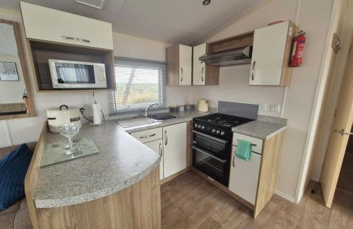 Cosy Perranporth caravan, Cornwall - Photo 5