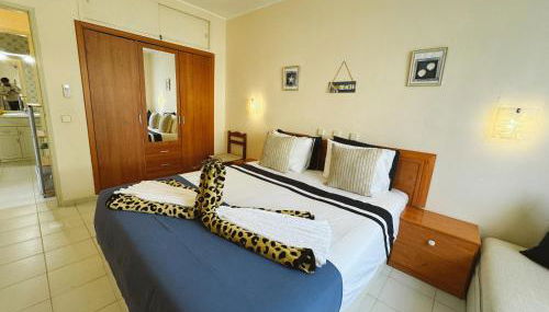 Quinta Nova Alvor - Silhueta Citadina - Photo 5, wardrobe