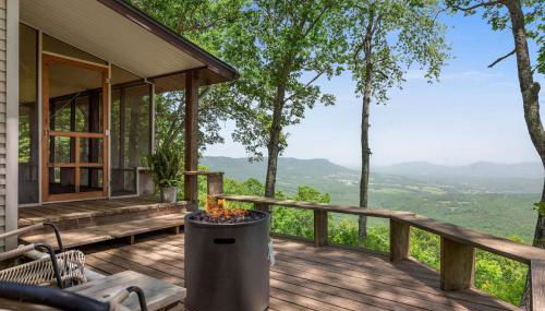 Sunrise Mountain Retreat-Summer Getaway in Jasper with a Hot Tub - Foto 4