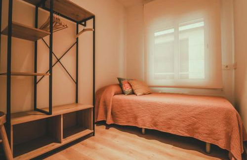 SeaHomes Vacations - Seafront Brand New Apt with PKG - Photo 22