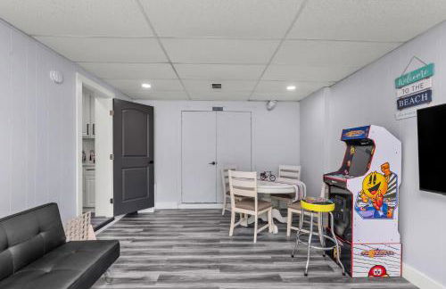 Memorial House - Ping Pong, Grill, Arcade, Beach! - Foto 20