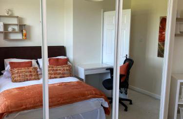 Carol,s Place Bridgend, Porthcawl, Margam Park, Port Talbot, Swansea & Cardiff mins from J37 M4 sleeps 6 - Foto 4