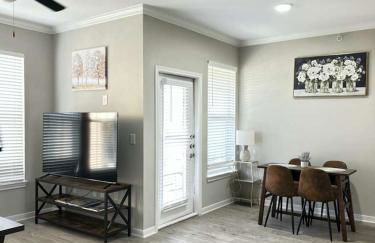 Chic Magnolia 1BR Lake Conroe & Nature Trails - Foto 17