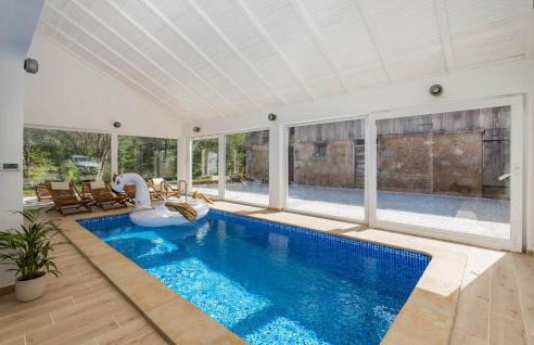 Nice Home In Otocac With Sauna - Foto 10