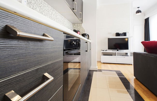 The Queen Luxury Apartments - Villa Fiorita - Photo 26