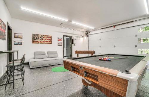 Luxury Modern Home on Golf Course with Game Room! - Foto 21