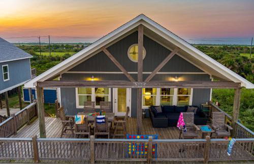 Beachfront 4BR - Tiki Bar, Yard Games, Pet-Friendly - Foto 61