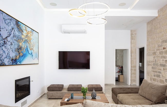 Mandana Villa - With Private Pool Jacuzzi - Photo 20