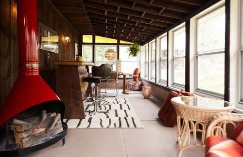 Catskills Retro Retreat- Upstate Home W Hot Tub - Foto 18