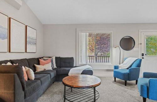 Modern Home-Garage-Scenic Patio - Foto 41