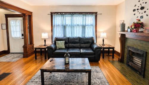 Boulevard Park Apartments - Photo 2