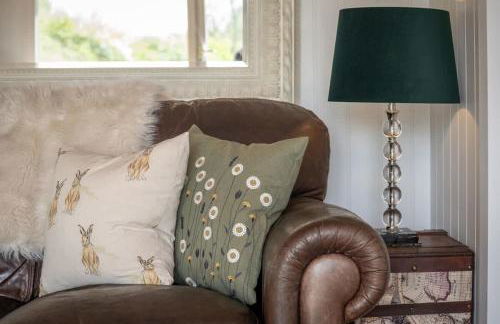 Tesseyman Lodge - Photo 23