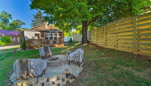 Modern, Sun-Lit Retreat with Fire Pit and Yard! - Foto 2