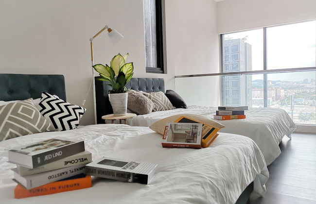 Icon City Premier Suites by WeCare - Photo 76