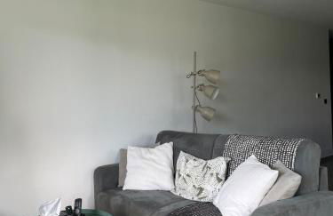 T2 cosy avec terrasse et jardin à Belley - Foto 5