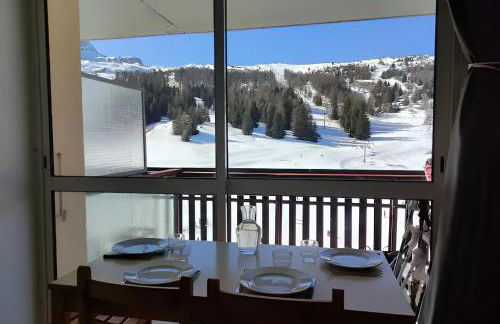 Studio 4 personnes Sud rénové - pied des pistes - Foto 2