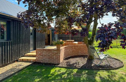 Maple Barn - Photo 16