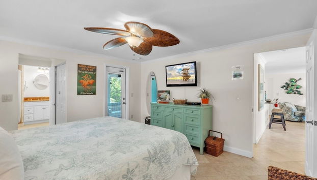 Manatee Manor 2 Bedroom Home by RedAwning - Foto 5, Habitación