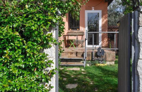 Acogedora casa con verde jardín by CABANA Rentals - Foto 1