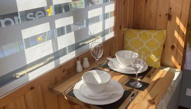 Shepherd's Hut at St Anne's - Costal Location - Photo 2