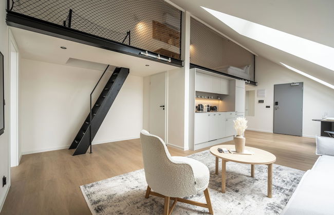 HONEST Karlín - Foto 28