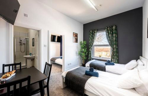 Bright Upper-Floor Suite · Private Bath· Sleeps 4 - Foto 1