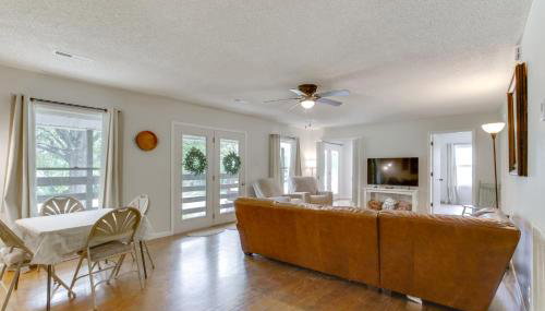 7 Mi to Tennessee River Home with Patio in Florence - Foto 4