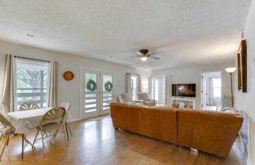 7 Mi to Tennessee River Home with Patio in Florence - Foto 4