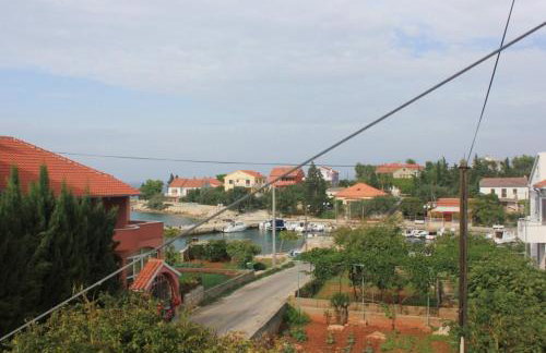 Apartments by the sea Ugljan - 8301 - Foto 31