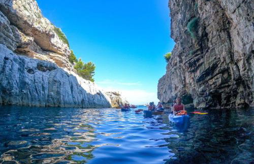 Villa Divina with private heated pool - Photo 30