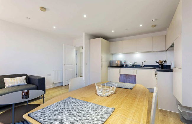 Modern 1 Bedroom Apartment Near Canary Wharf With Balcony - Foto 11