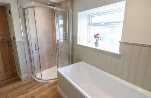 Hollywood Cottage - Photo 29