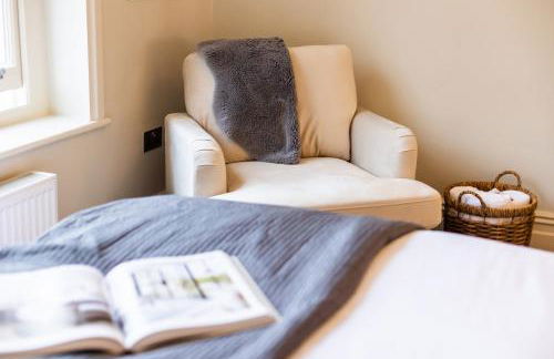 2-Bed Apartment in Redland, Bristol - Work-Ready - Foto 64