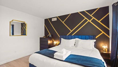 Delight: Bold & Bougie! Sleeps 12! Downtown Boyne - Foto 4