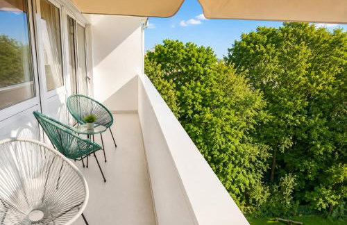 Geräumige Ferienwohnung mit Parkplatz direkt an der S-Bahn nach München - Foto 10