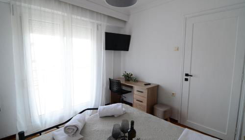 La Veranda Center - Photo 5