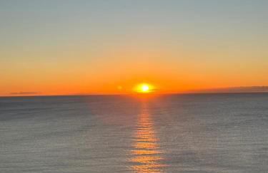 Stunning Sea View - Photo 2