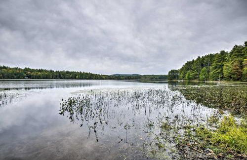 Modern Francestown Retreat on Scobie Pond! - Foto 28