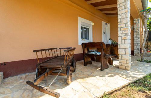 Two Stone Houses Iva - Foto 24