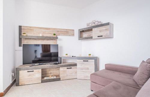 The Balcony - By Wehost - Foto 13