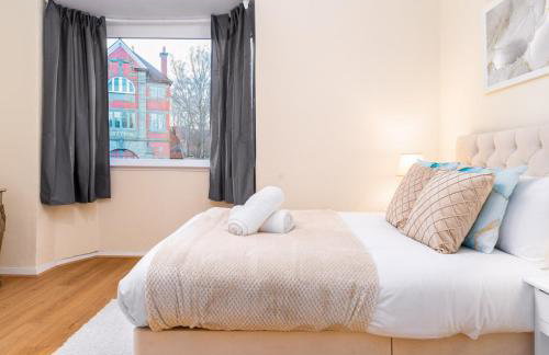 Spacious 3 Bed House - Garden - Netflix - Free Street Parking - Harborne 122G - Foto 2