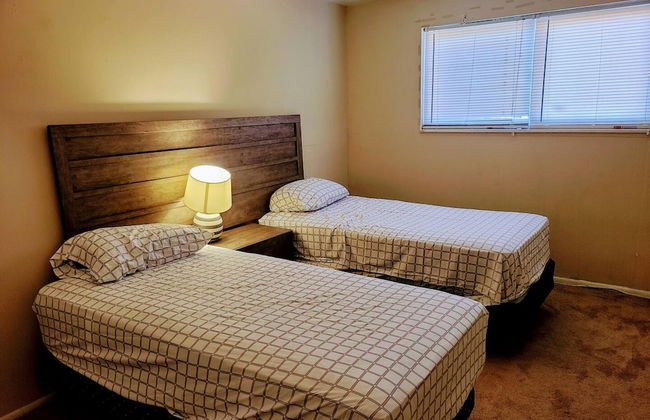 Amazing Clean Large Parking Long Term Avail - Foto 32