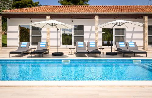 Villa Stella - heated pool, jacuzzi & sauna - Foto 52