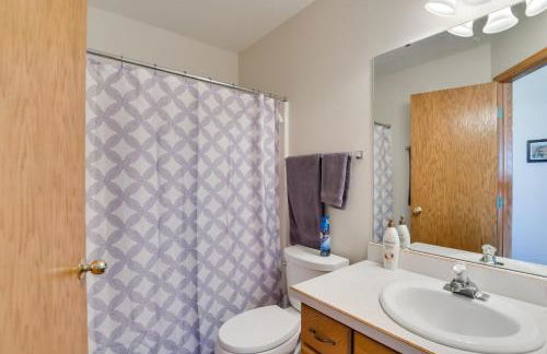 5 Mi to Dtwn Pet-Friendly Wheatland Twin Home! - Foto 15