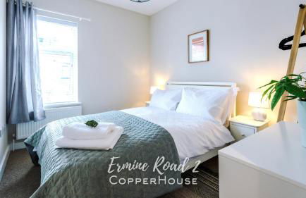 Designer apartments for City Breaks in Chester - Photo 18