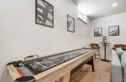 Whitewater Villa - 5BR Luxury Retreat with Hot Tub - Foto 6